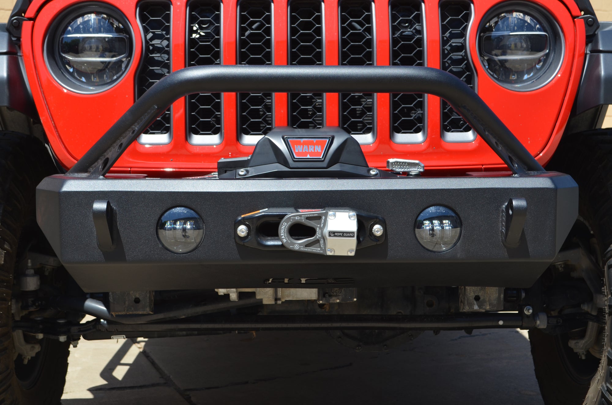 ACE JL Expedition Series Stubby Bumper (Bull Bar)