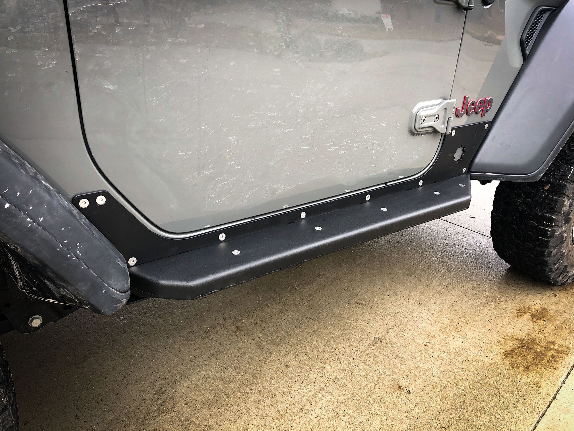 ACE JL 2 Door Night Runner Slider Armor