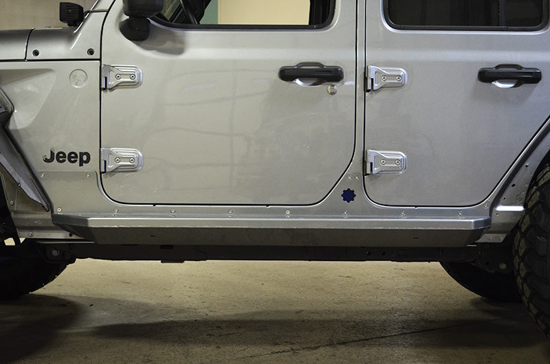 ACE JL 4 Door Night Runner Slider Armor